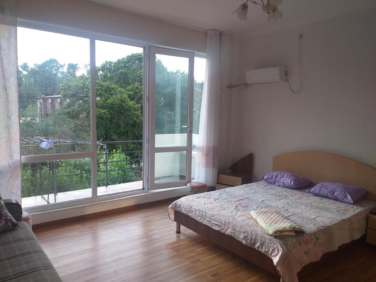 Lily Pearls Inn Kobuleti Exterior foto